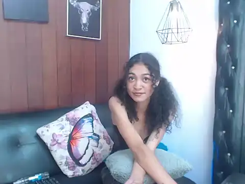 Snapshot of Aurora_ath chatting on 7, 5, 2026 Aurora ath online show from 7, 5, 2026