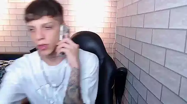 Snapshot of Adam_hard_ chatting on 9, 1, 2025 Adam hard  online show from 9, 1, 2025