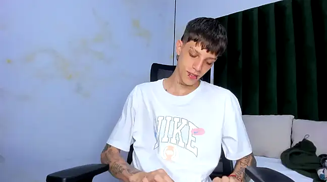 Snapshot of Adam_hard_ chatting on 3, 12, 2024 Adam hard  online show from 3, 12, 2024