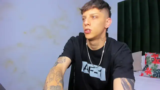 Snapshot of Adam_hard_ chatting on 16, 1, 2025 Adam hard  online show from 16, 1, 2025