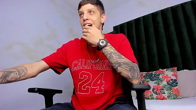 Snapshot of Adam_hard_ chatting on 5, 3, 2025 Adam hard  online show from 5, 3, 2025