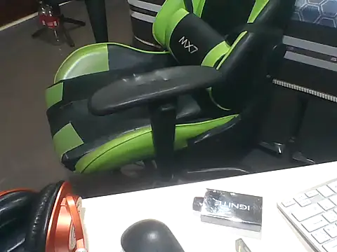 SOLESFETISHBR online show from 2, 10, 2025