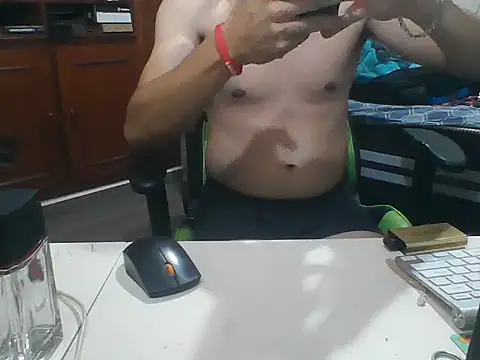 SOLESFETISHBR online show from 9, 11, 2025