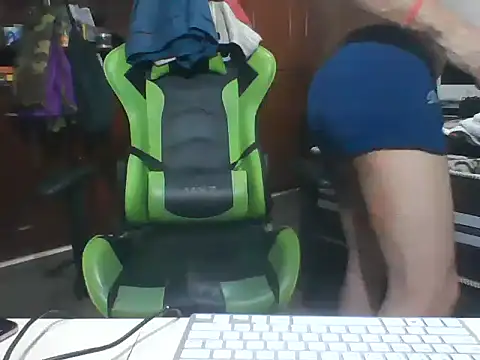 SOLESFETISHBR online show from 8, 4, 2026