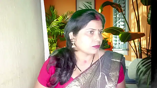 mamoni91 online show from 15, 2, 2025
