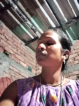 Hotty-dola online show from 12, 9, 2025