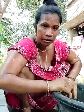Hotty-dola online show from 15, 2, 2025