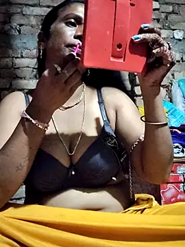 Hotty-dola online show from 28, 9, 2025