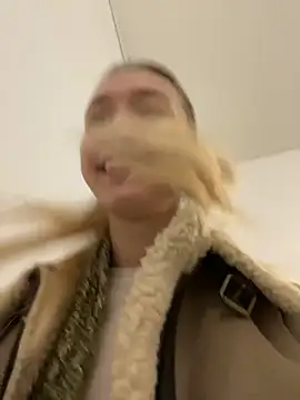 Lia  Love online show from 15, 10, 2025