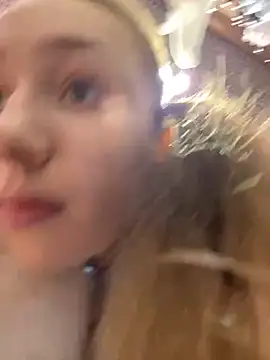 Lia  Love online show from 23, 1, 2025