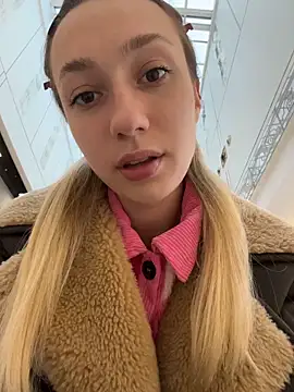 Lia  Love online show from 14, 10, 2025