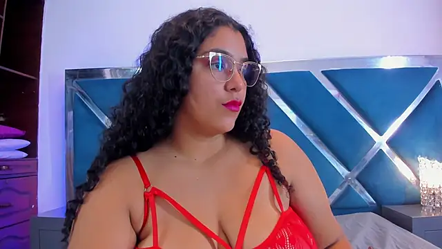 Tiffanymiller00 online show from 14, 11, 2025