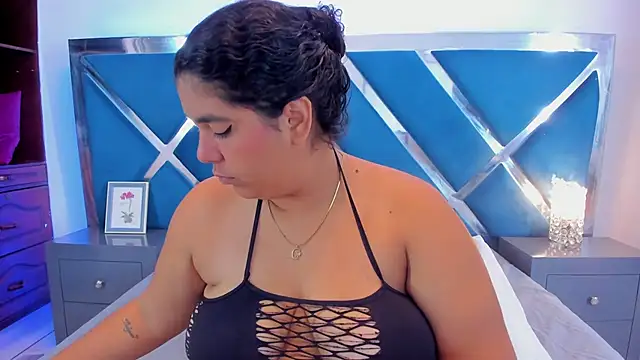 Tiffanymiller00 online show from 27, 10, 2025