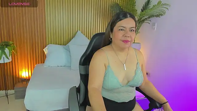 Snapshot of nahia_13 chatting on 5, 5, 2026 nahia 13 online show from 5, 5, 2026