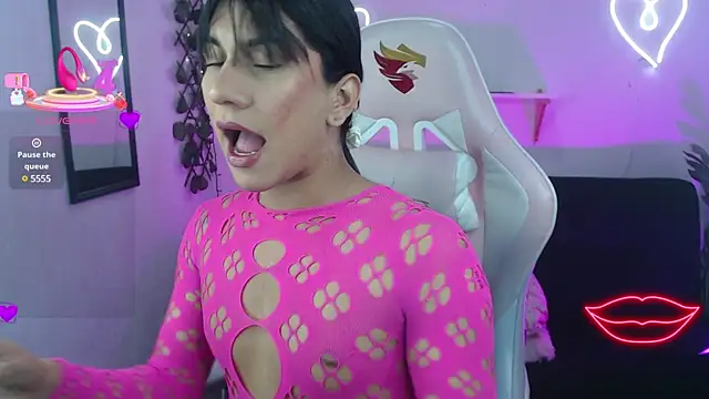 Tefy bratz online show from 12, 3, 2025