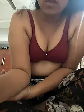 Snapshot of devi_01 chatting on 4, 1, 2025 devi 01 online show from 4, 1, 2025