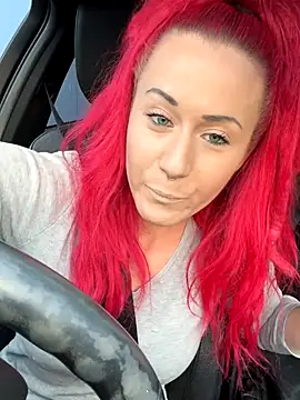 Snapshot of SweetSolez chatting on 28, 10, 2025 SweetSolez online show from 28, 10, 2025