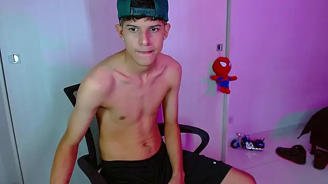 LiamGadiell online show from 3, 3, 2025