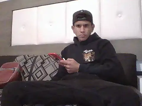 oiram27 online show from 15, 11, 2025