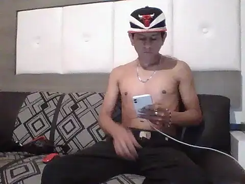 oiram27 online show from 4, 11, 2025