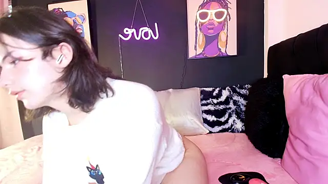 Angel shiny online show from 13, 1, 2026