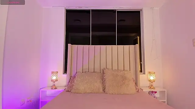 Aliison Smith online show from 7, 11, 2025