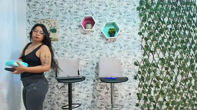 Baby3hot online show from 4, 6, 2026