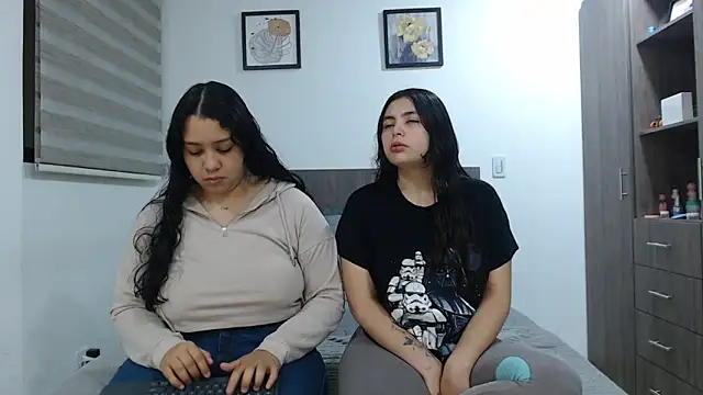 Scarlett Jazmin online show from 9, 6, 2026
