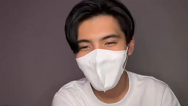 Snapshot of Lio_kun chatting on 31, 10, 2025 Lio kun online show from 31, 10, 2025