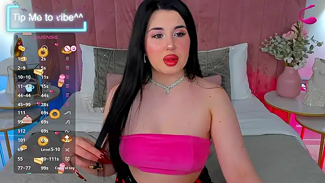 Mayzzie online show from 26, 10, 2025