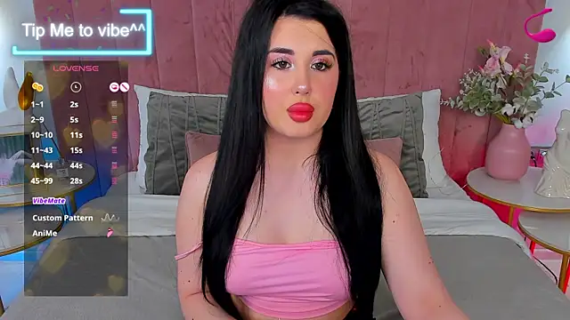 Mayzzie online show from 6, 11, 2025