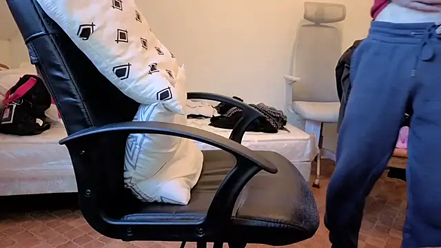 SteveStiffbone online show from 8, 11, 2025