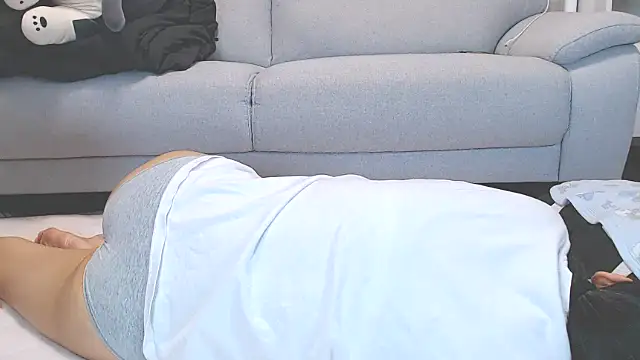 Snapshot of nmnk_CH chatting on 11, 10, 2025 nmnk CH online show from 11, 10, 2025