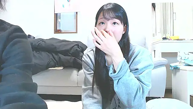 Snapshot of nmnk_CH chatting on 22, 10, 2025 nmnk CH online show from 22, 10, 2025