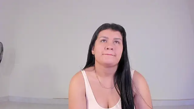 Elalove  online show from 18, 2, 2026