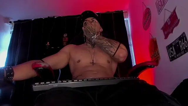 Snapshot of the_beast_master_ chatting on 9, 7, 2026 the beast master online show from 9, 7, 2026