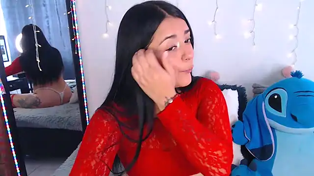 Samanta james19 online show from 12, 5, 2026