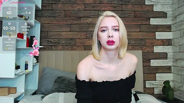 White Lioness online show from 30, 3, 2026