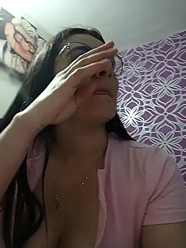 Snapshot of Hanna_Kinsley chatting on 6, 2, 2025 Hanna Kinsley online show from 6, 2, 2025