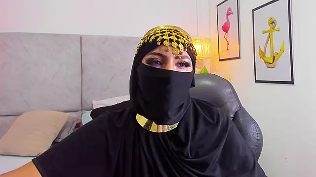 naomiii   online show from 21, 10, 2025