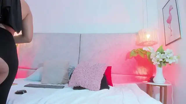 naomiii   online show from 23, 3, 2026