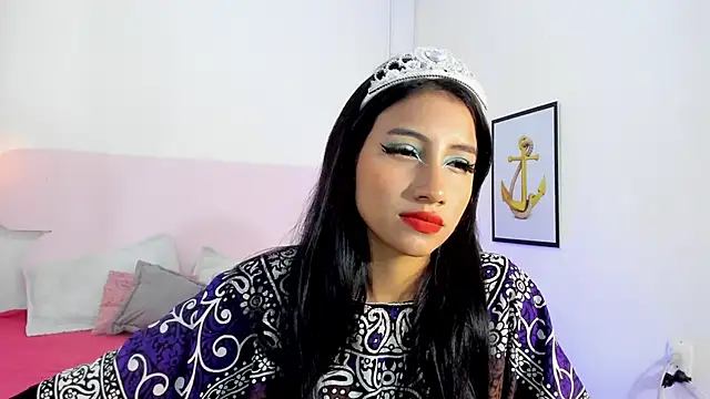 Snapshot of naomiii__ chatting on 24, 9, 2025 naomiii online show from 24, 9, 2025