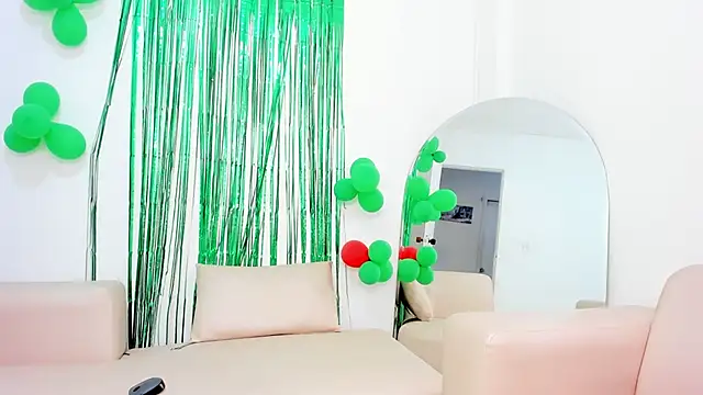 Snapshot of naomiii__ chatting on 20, 3, 2025 naomiii online show from 20, 3, 2025