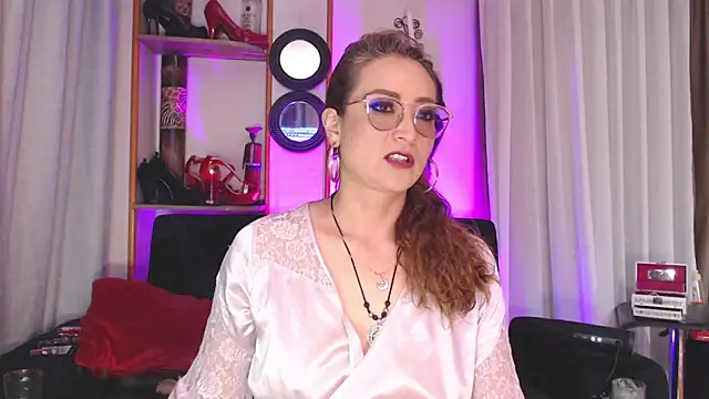 AdeleMourfg online show from 27, 2, 2025