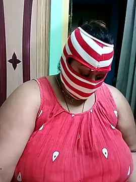 Snapshot of monaa chatting on 18, 4, 2026 monaa online show from 18, 4, 2026