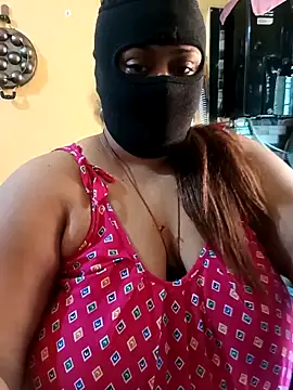 Snapshot of monaa chatting on 11, 5, 2026 monaa online show from 11, 5, 2026