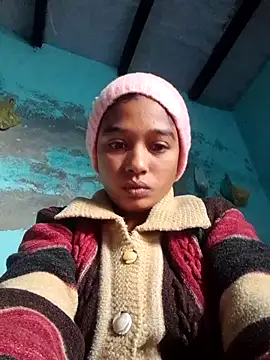 Surajpuja79 online show from 4, 12, 2025