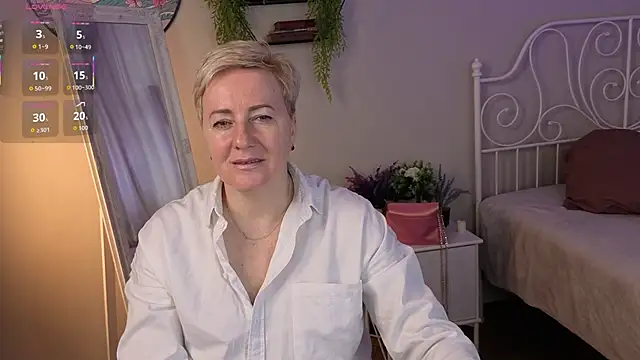 Nika Smit online show from 7, 5, 2026