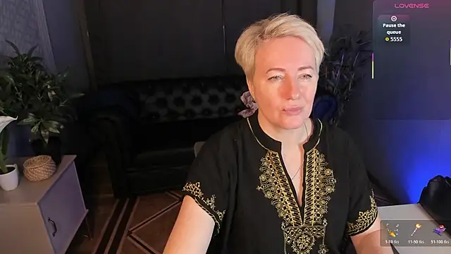 Nika Smit online show from 1, 3, 2026