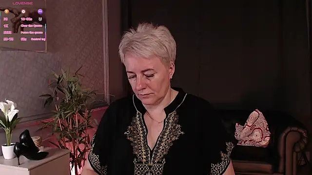 Snapshot of Nika_Smit chatting on 16, 7, 2026 Nika Smit online show from 16, 7, 2026